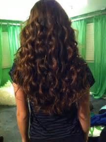beachy-wave-hairstyle-wavy-extensions