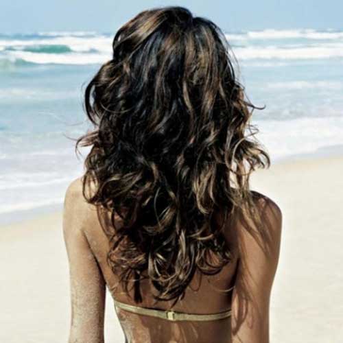 how-to-create-beachy-waves-hairstyle